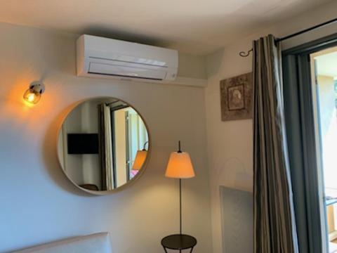 Appartement Cosy Avec Climatisation Reversible Golf De Saumane מראה חיצוני תמונה